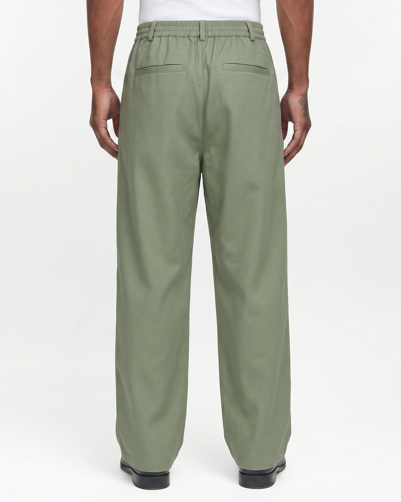 3-Pleat Linen Pants