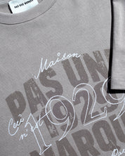 Pas Une 1929 Maison Tee