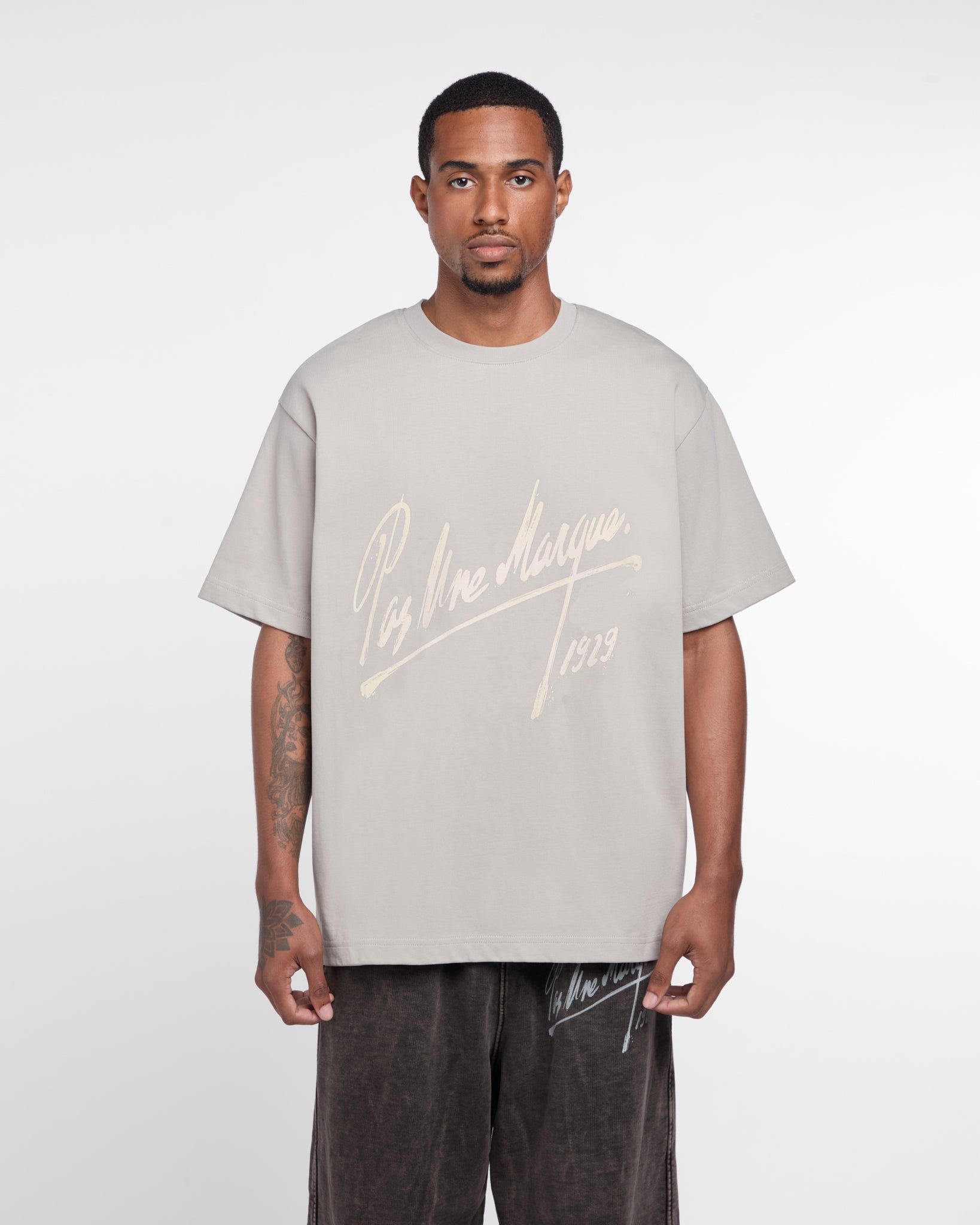 Autograph Tee Shirt (Grey)