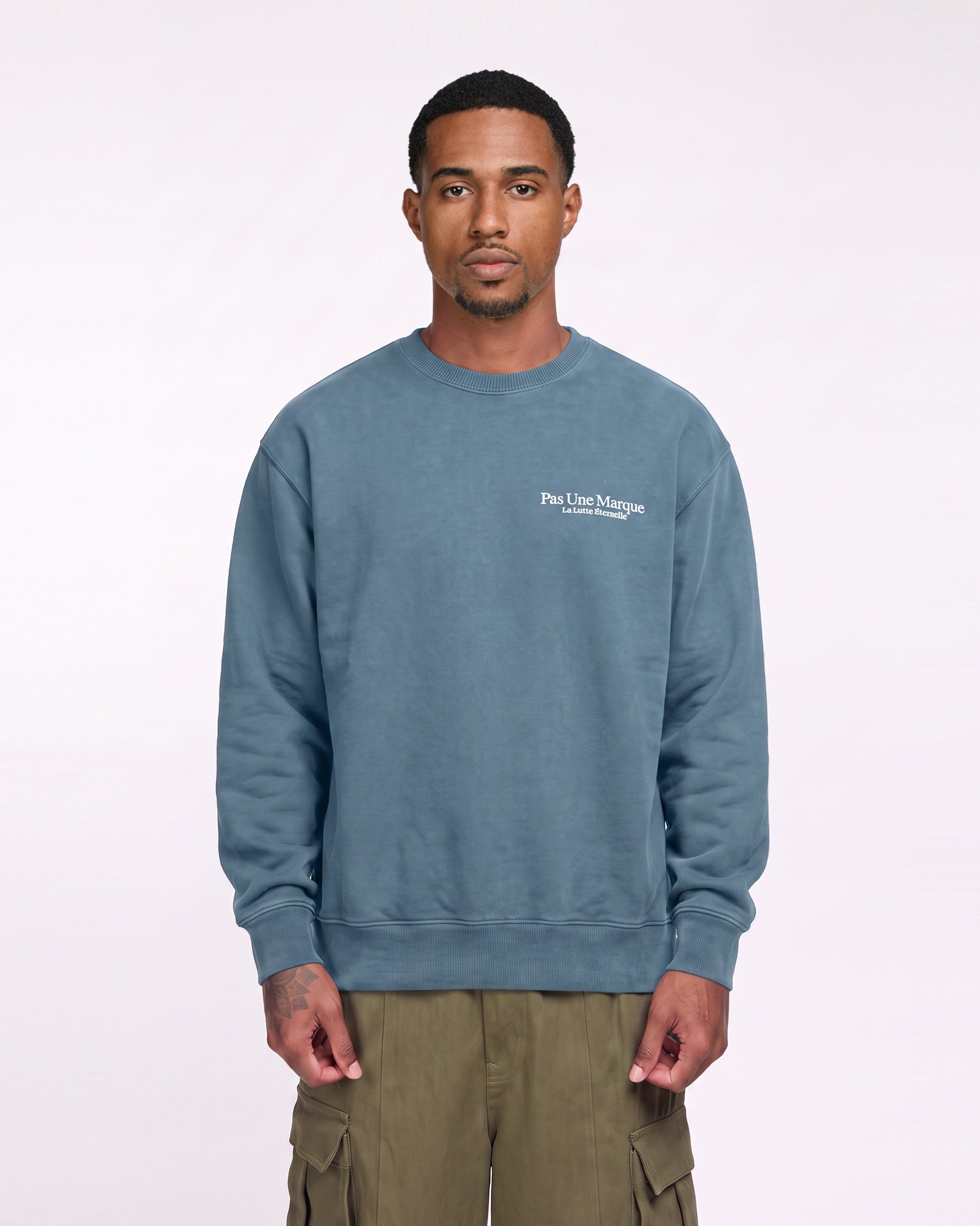 Oversized Sweatshirt La Lutte Éternelle (Heather Blue)