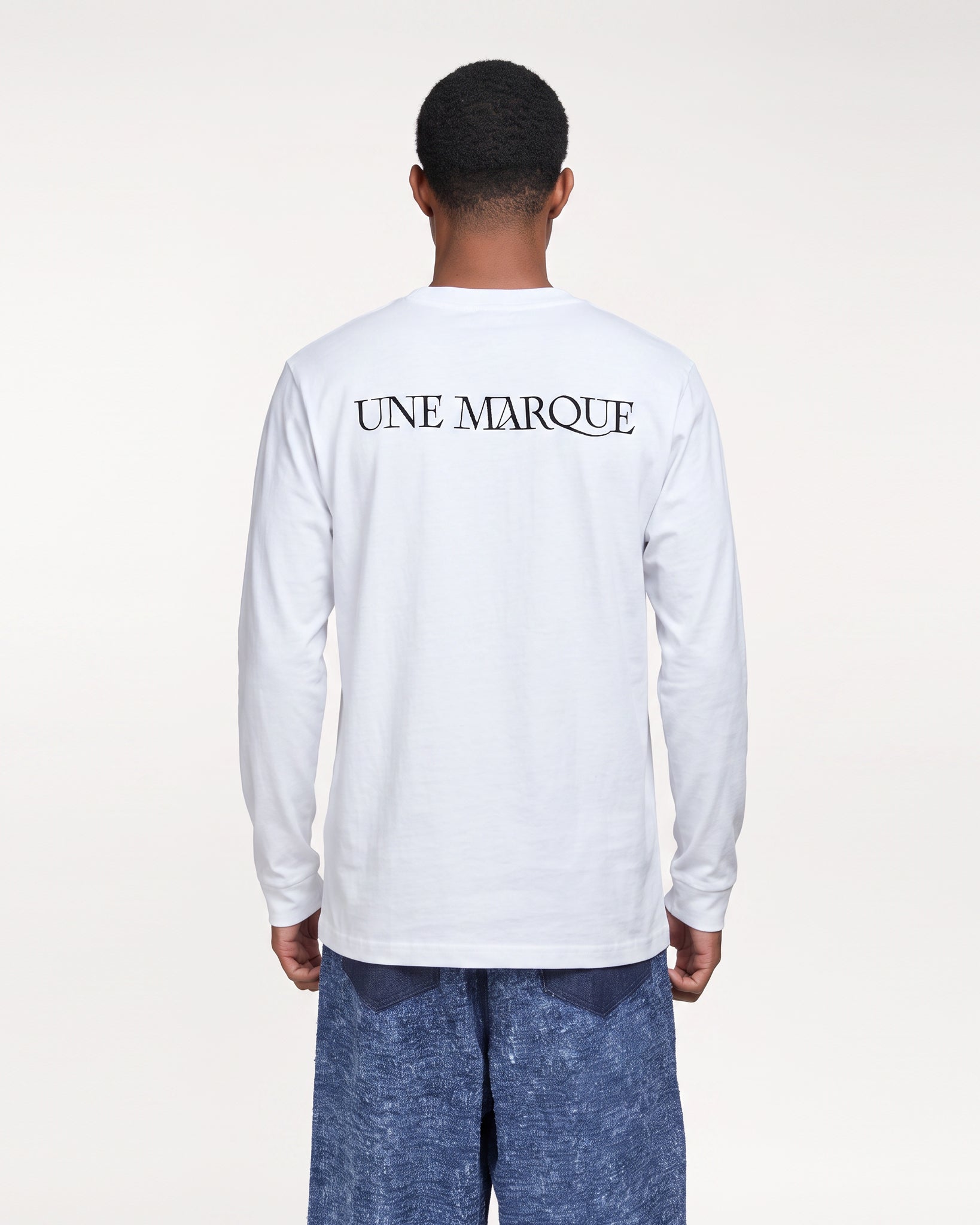 Angel Crewneck L/S Tee Shirt Regular (White)