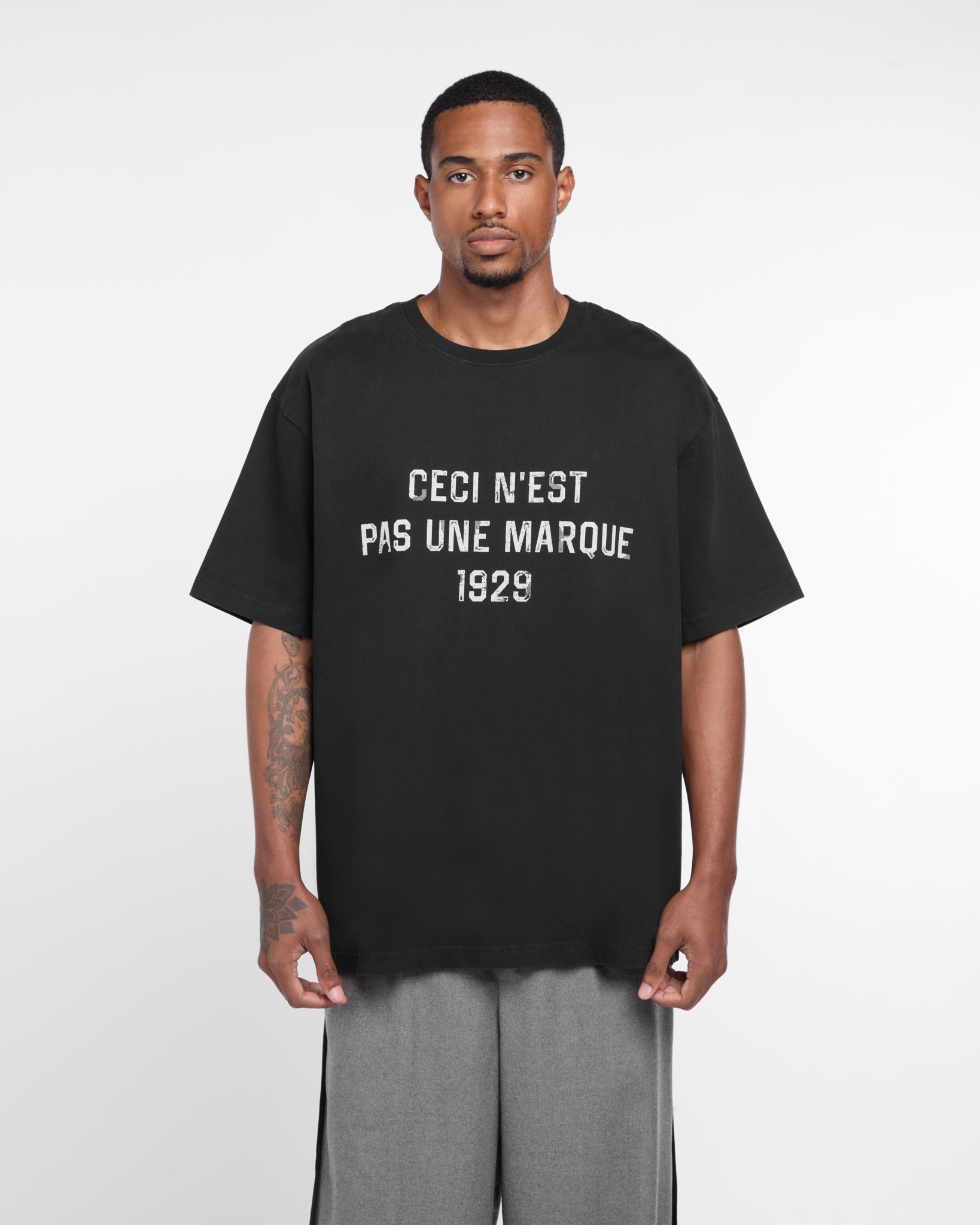 René 1929 Tee Shirt (Black)