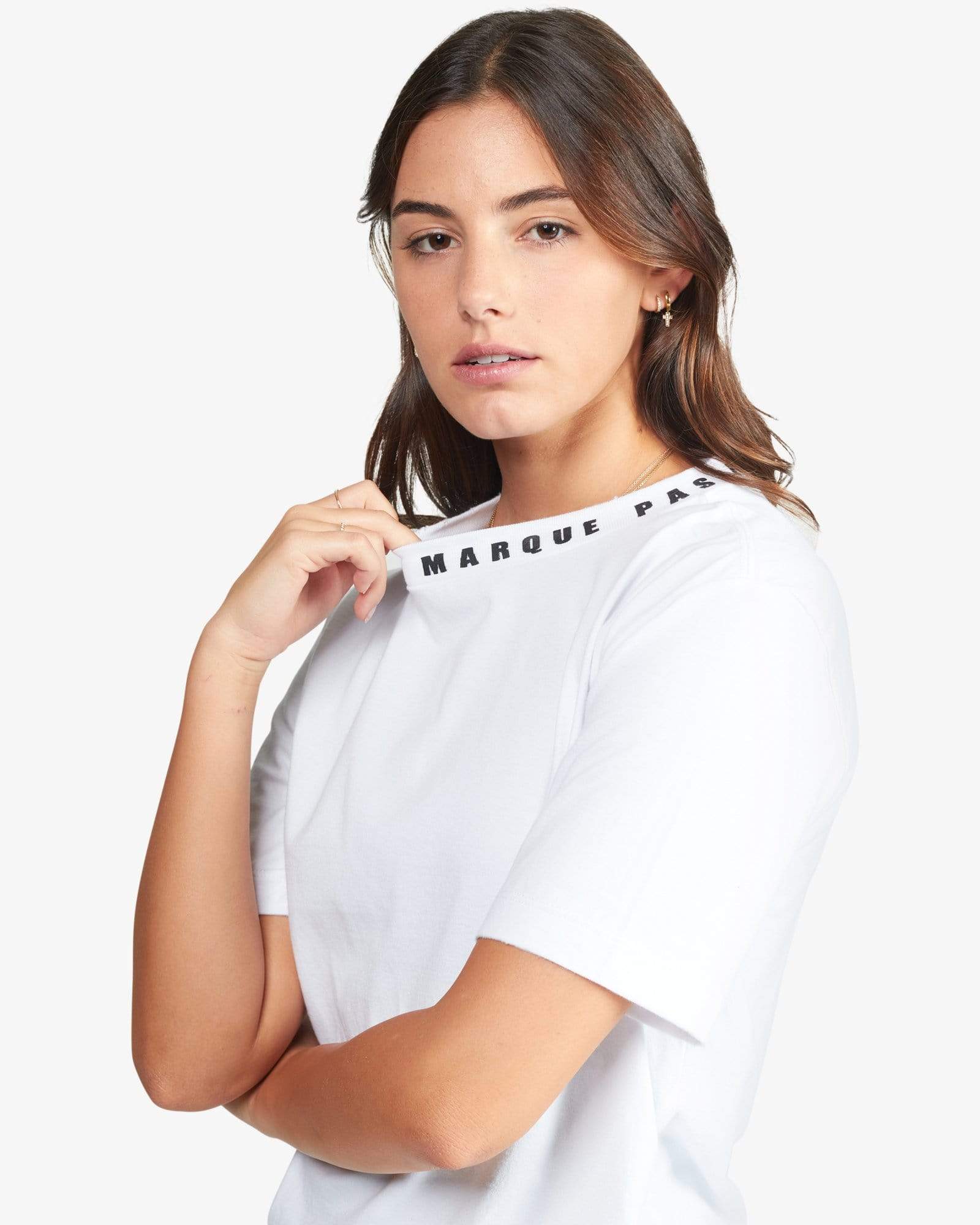 crewneck-tee-shirt-neck-white-v2-774409.jpg