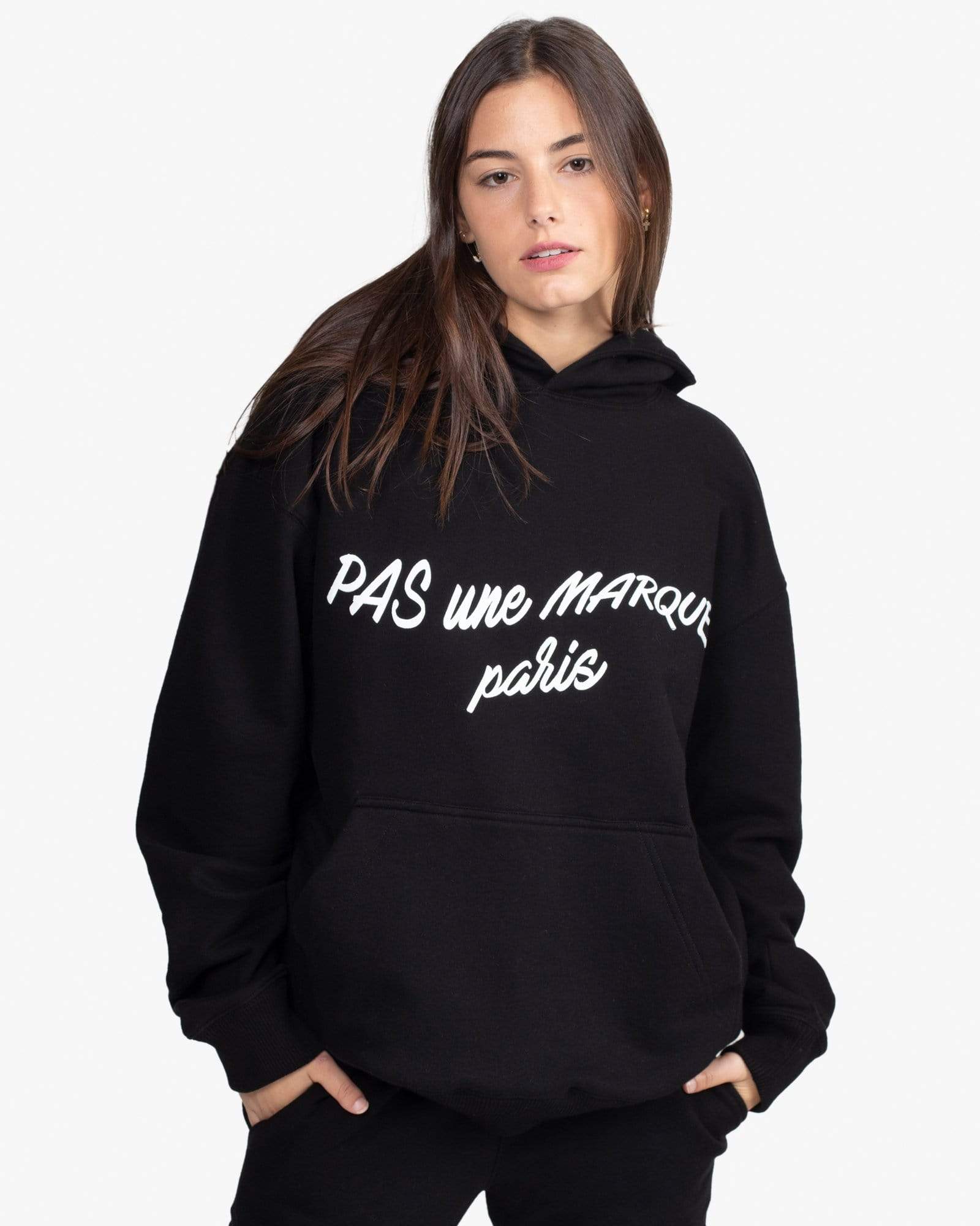 oversized-hoodie-cursive-black-824812.jpg